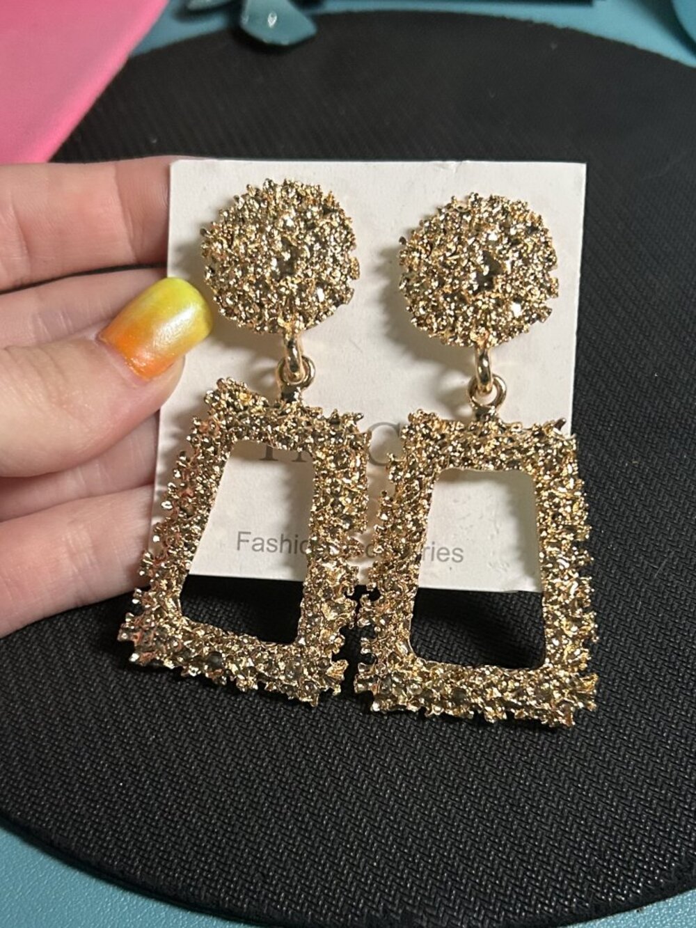 Textured Gold Statement Dangle Earrings Geometric Trapezoid Drop NWT